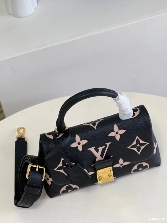 WIS BB VUITTON MADELEINE LOUIS 1026